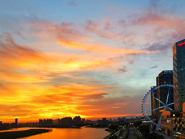 1680509065747165IjB3.jpg 三等獎 夕陽無限好.jpg